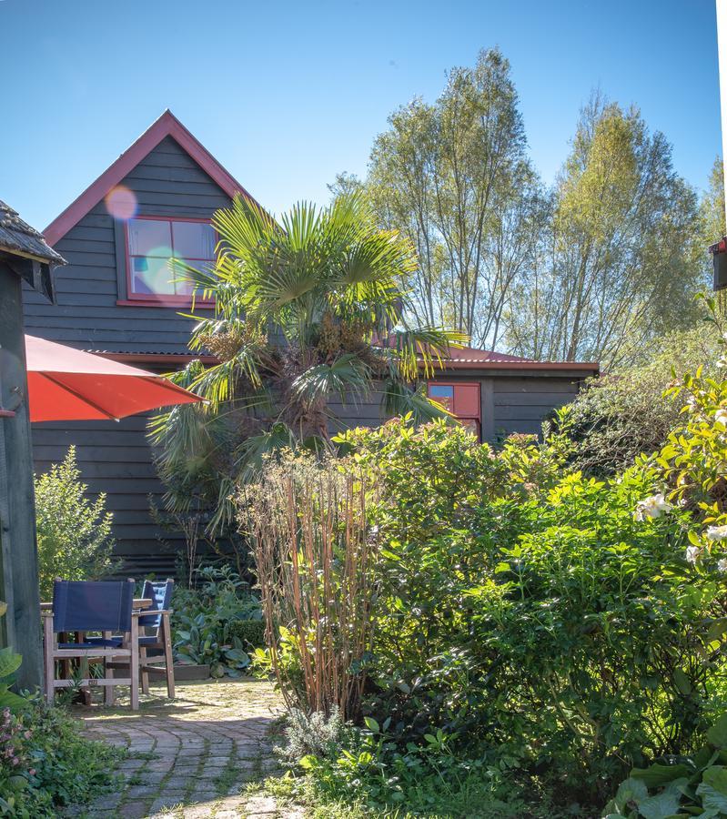 Twin Gullies Bed and Breakfast Akaroa Εξωτερικό φωτογραφία